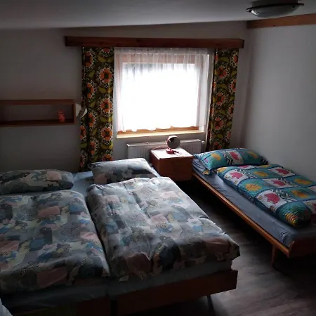 Prazdninovy Dum S Finskou Saunou A Bazenem * Rudník